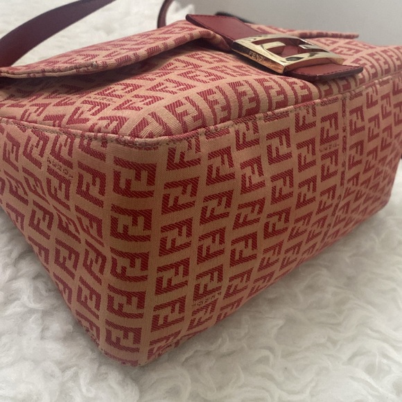 Fendi Vintage Mama Baguette Zuchino Beige Red Shoulder Bag - Picture 3 of 12